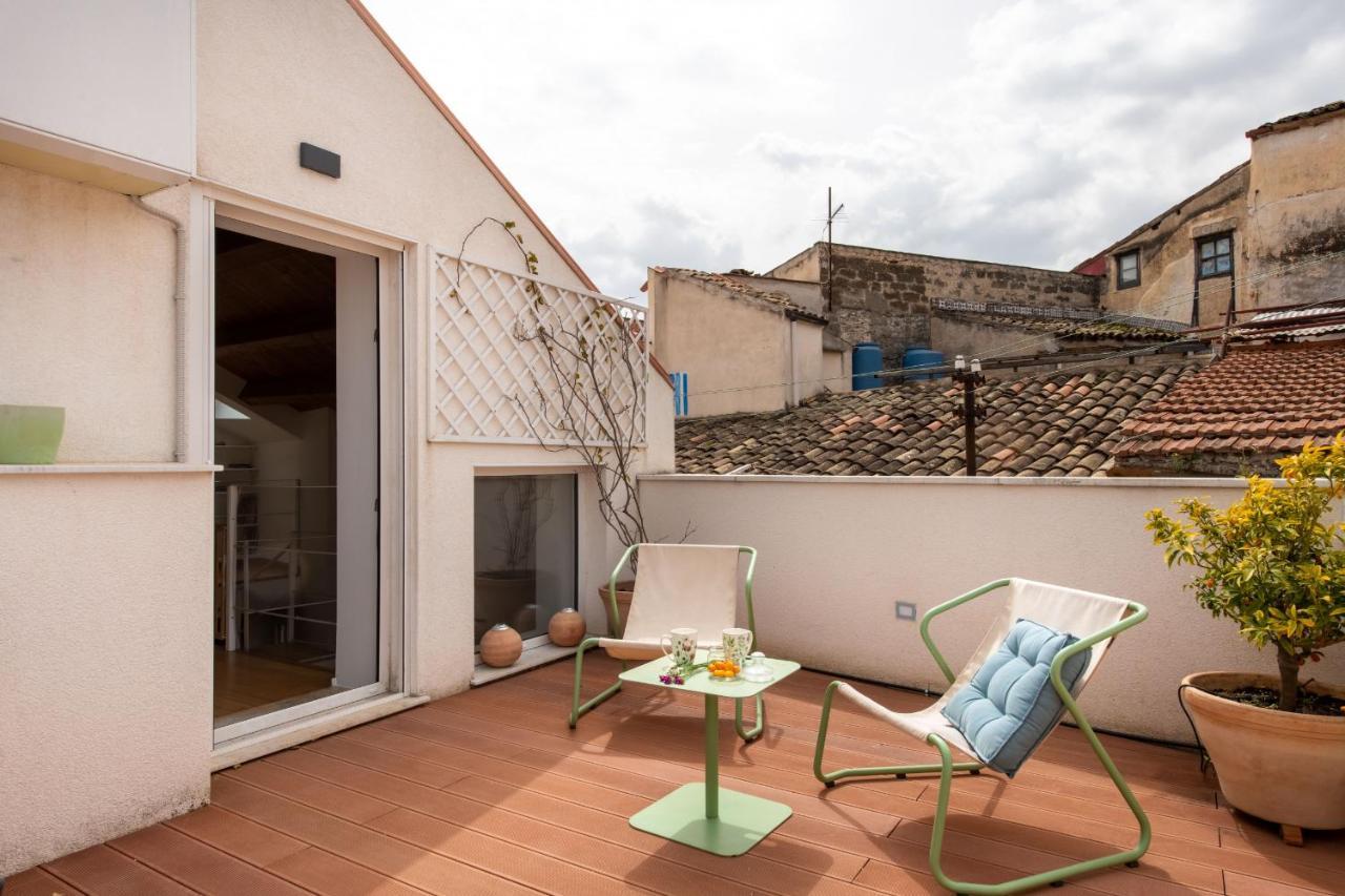 Vittorio Emanuele Apartment With Terrace By Wonderful Italy Palermo Kültér fotó